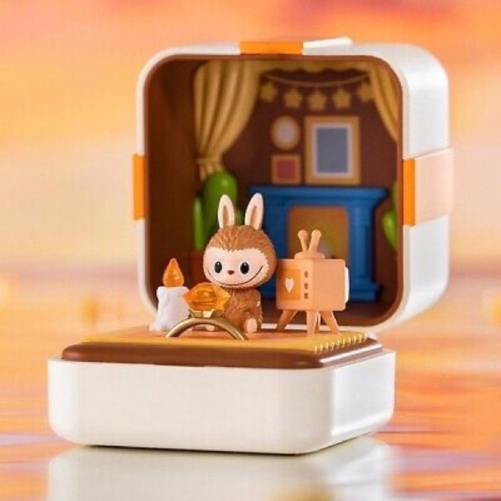 Labubu Romantic Ring Box